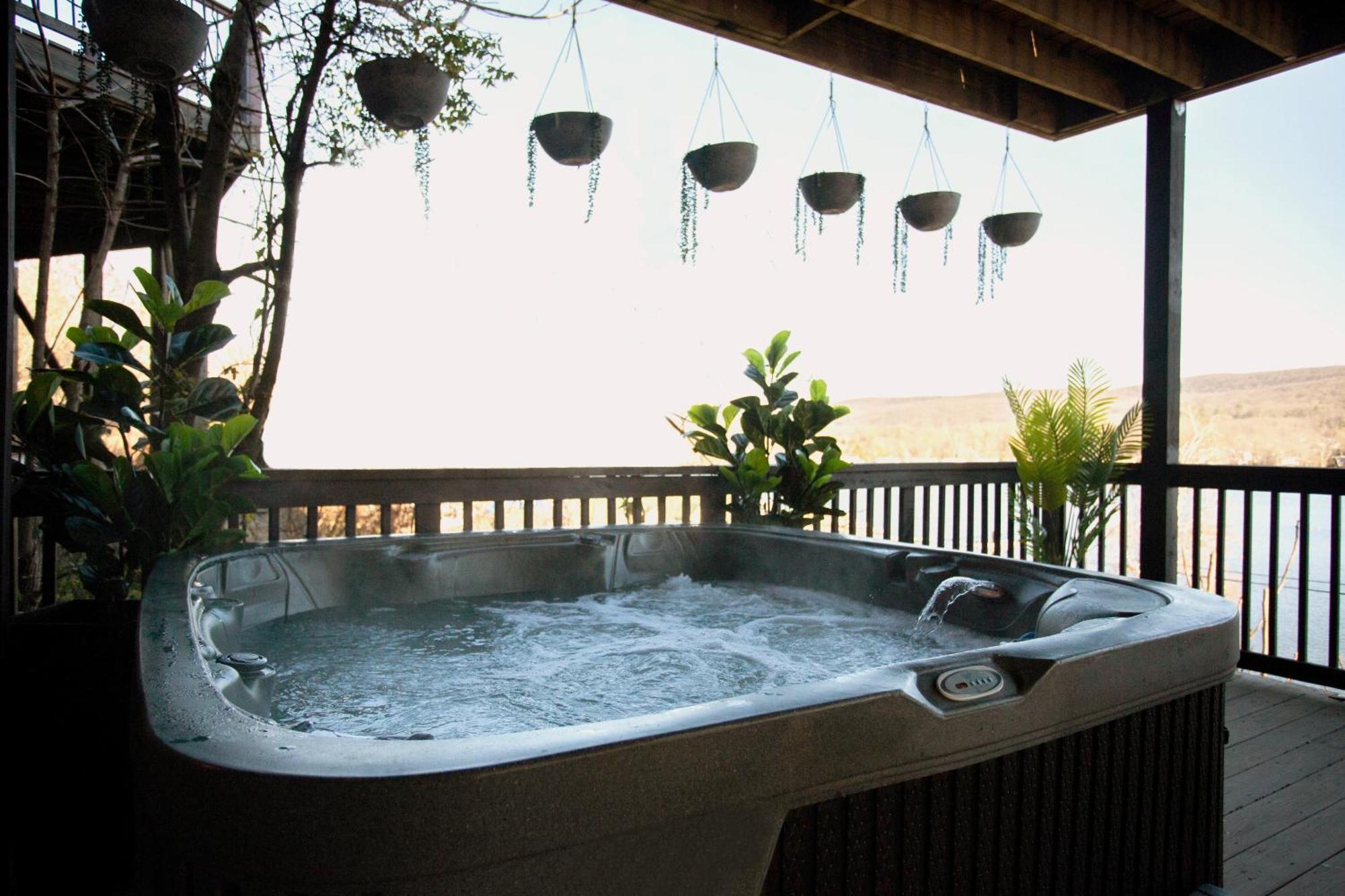 Lakeview House - Hot Tub - Firepit - Stunning Views - Spacious Deck - Cozy Living Room - Bar Greenwood Lake Екстер'єр фото