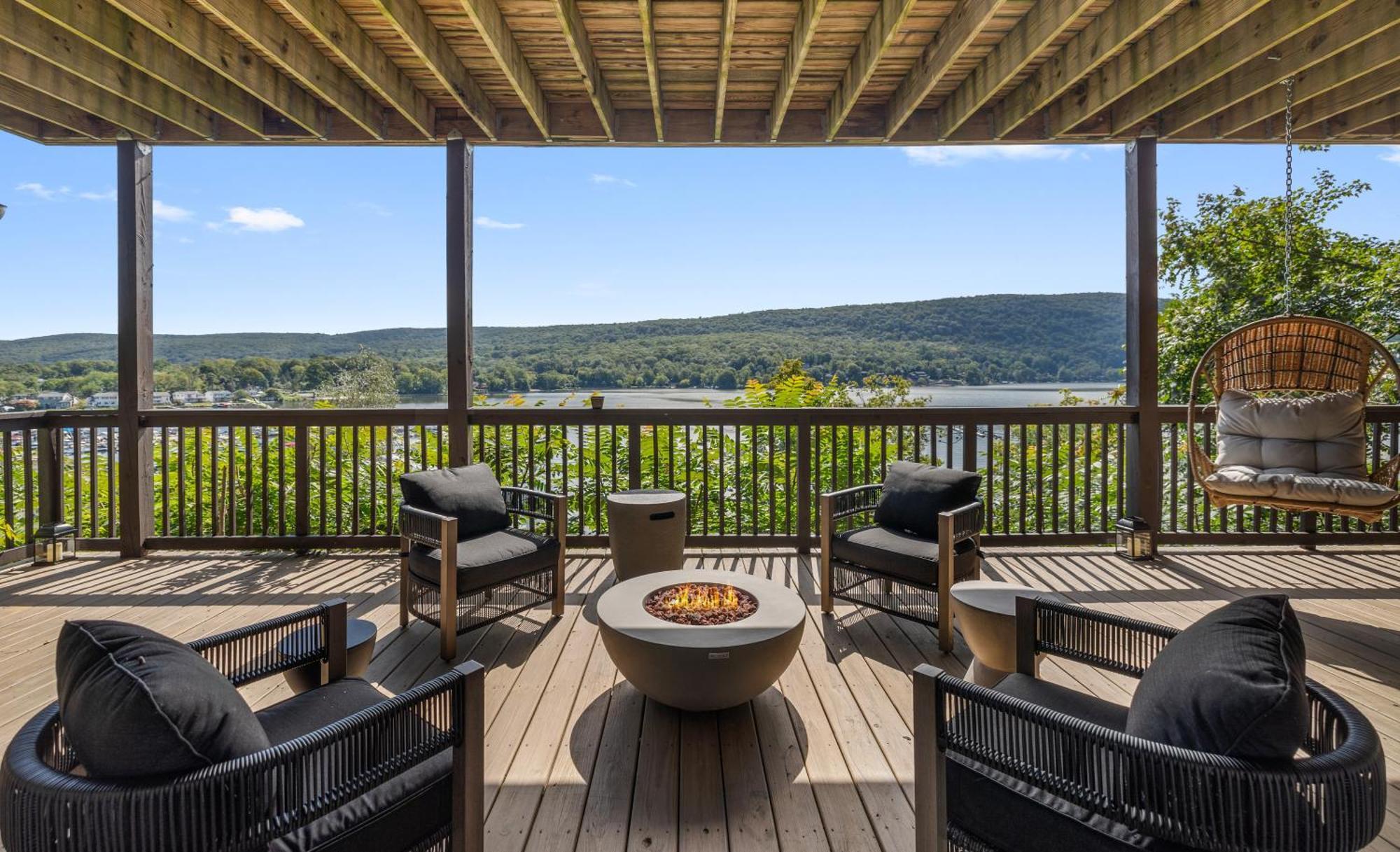 Lakeview House - Hot Tub - Firepit - Stunning Views - Spacious Deck - Cozy Living Room - Bar Greenwood Lake Екстер'єр фото